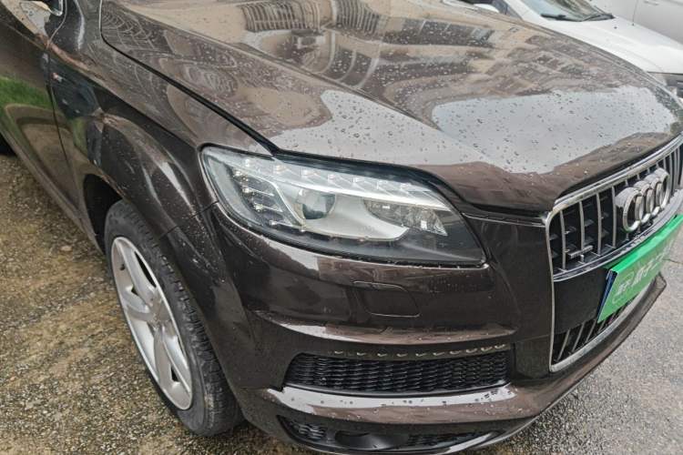 Used Audi Q7 2013 35 TFSI Technology Edition Right Front Headlight