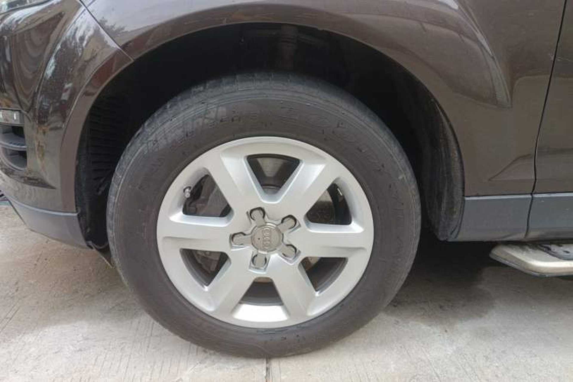 Used Audi Q7 2013 35 TFSI Ambition Edition Right Front Wheel Hub