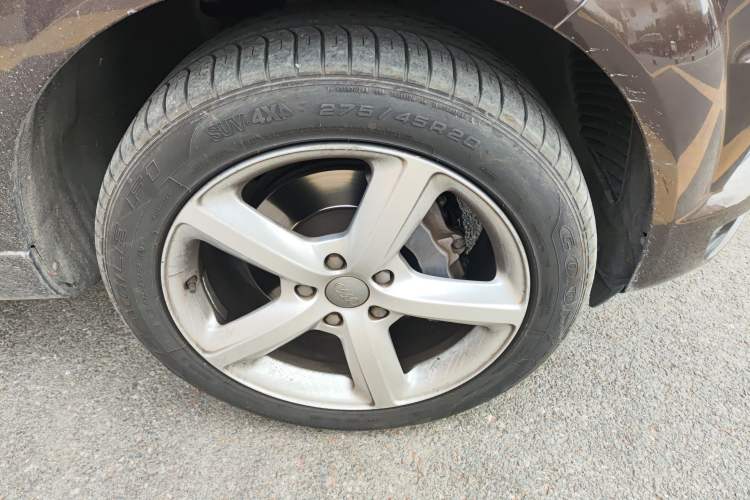 Used Audi Q7 2013 35 TFSI Technology Edition Right Front Wheel Hub