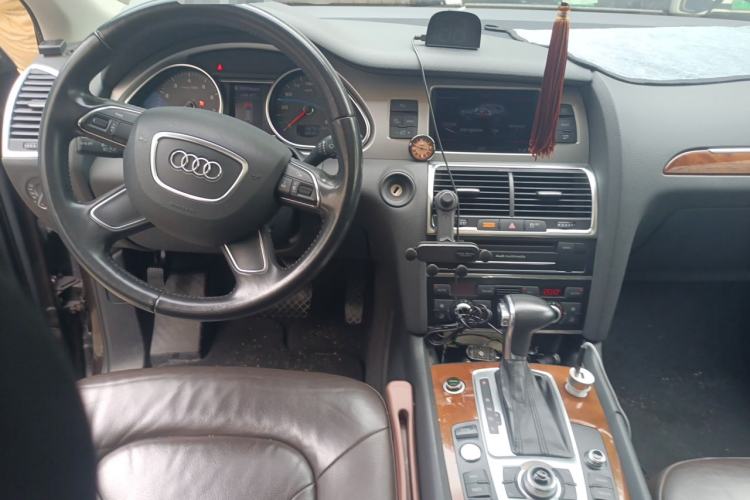 Used Audi Q7  Steering Wheel