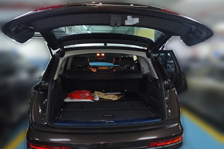 Used Audi Q7 2013 35 TFSI Technology Edition Trunk