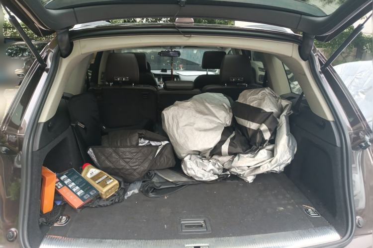 Used Audi Q7  Trunk