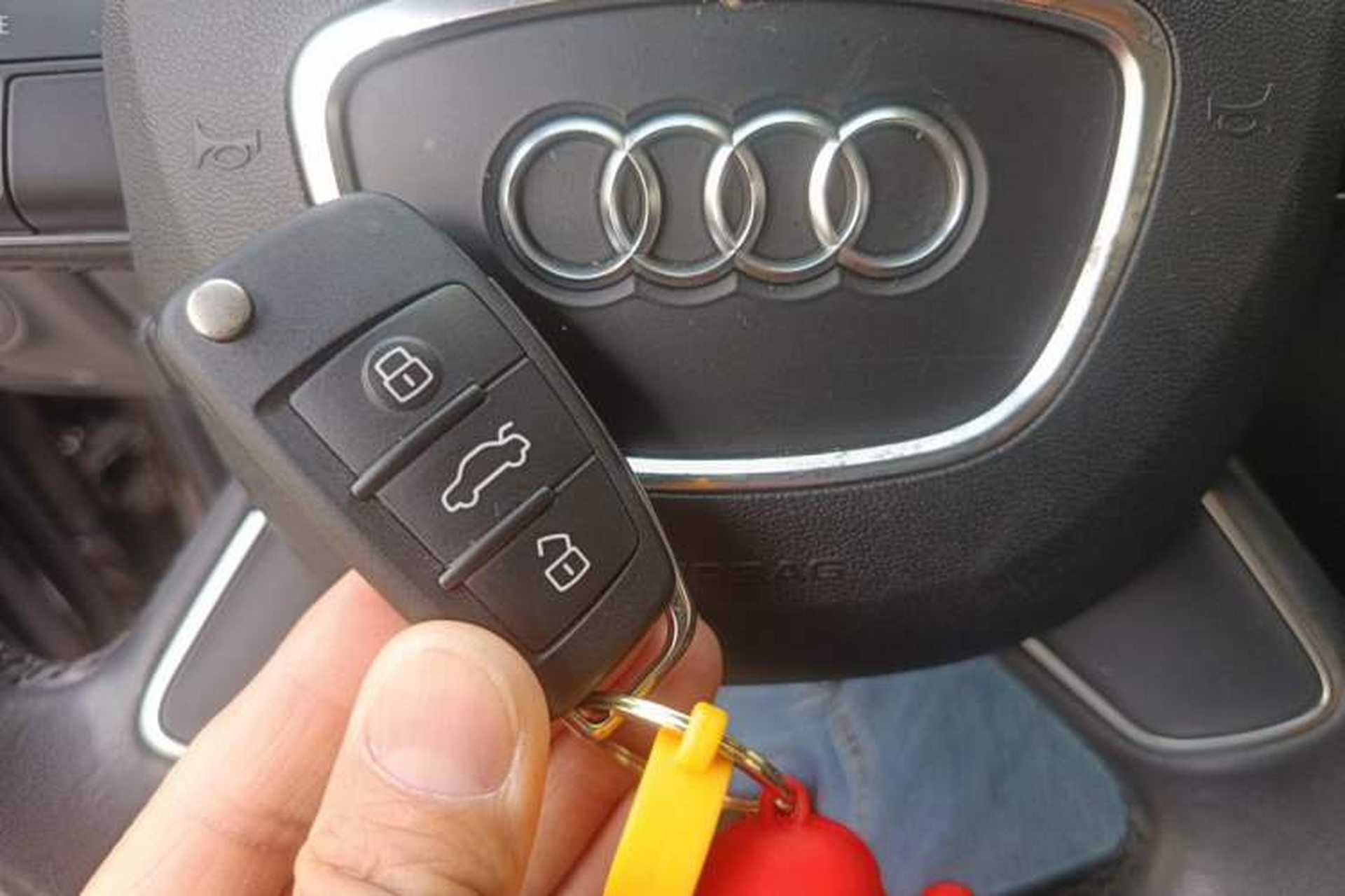 Used Audi Q7 2013 35 TFSI Ambition Edition Vehicle Key