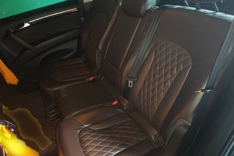 Used Audi Q7 2013 40 TFSI Comfort Edition Left Rear Seat