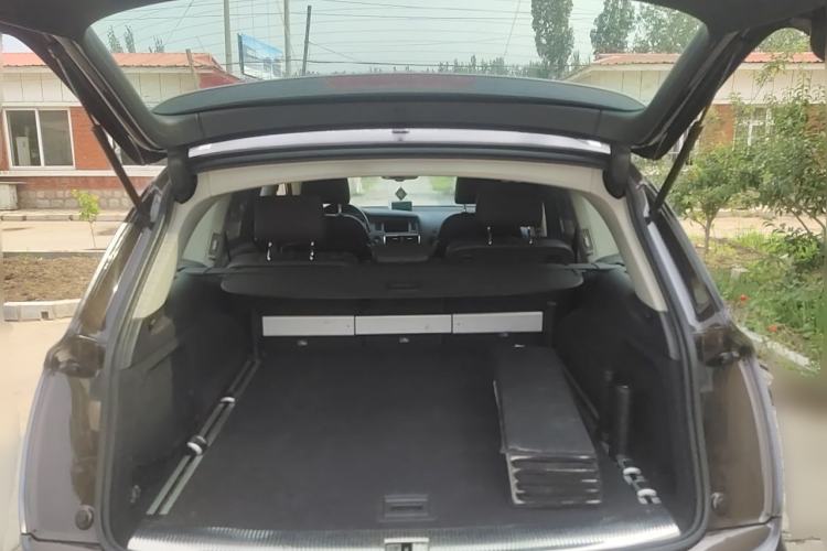 Used Audi Q7 2013 35 TFSI Technology Edition Trunk