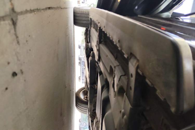 Used Audi Q7 2013 35 TFSI Comfort Model Chassis Rear Left