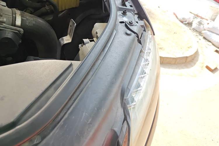 Used Audi Q7  Engine Bay Left