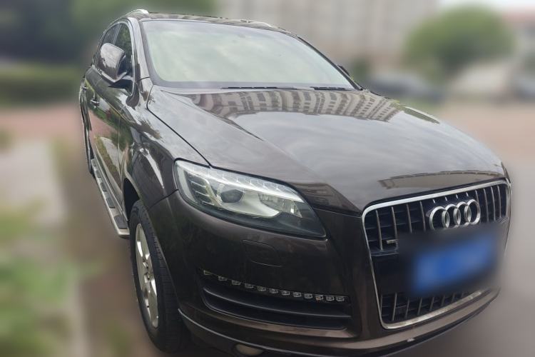 Used Audi Q7 2013 35 TFSI Ambition Edition Front Right 45 Deg
