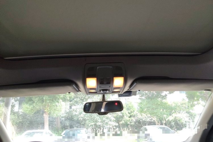 Used Audi Q7 2013 35 TFSI Comfort Model Headliner