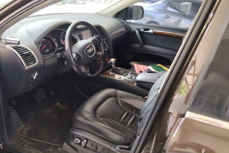 Used Audi Q7 2013 35 TFSI Comfort Model Left Front Seat