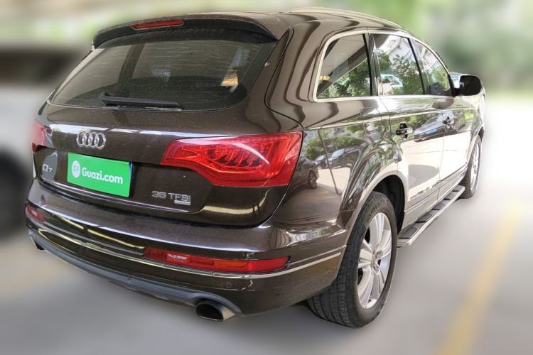 Used Audi Q7 2013 35 TFSI Comfort Model Rear Right 45 Deg