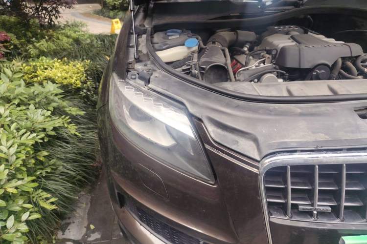 Used Audi Q7 2013 35 TFSI Ambition Edition Right Front Headlight