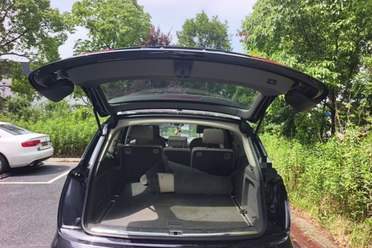 Used Audi Q7 2013 35 TFSI Technology Edition Trunk