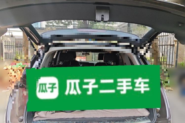 Used Audi Q7  Trunk