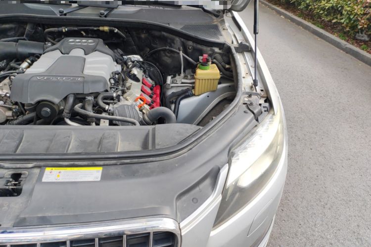 Used Audi Q7 2013 35 TFSI Technology Edition Engine Bay Left
