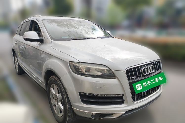 Used Audi Q7 2013 35 TFSI Technology Edition Front Right 45 Deg
