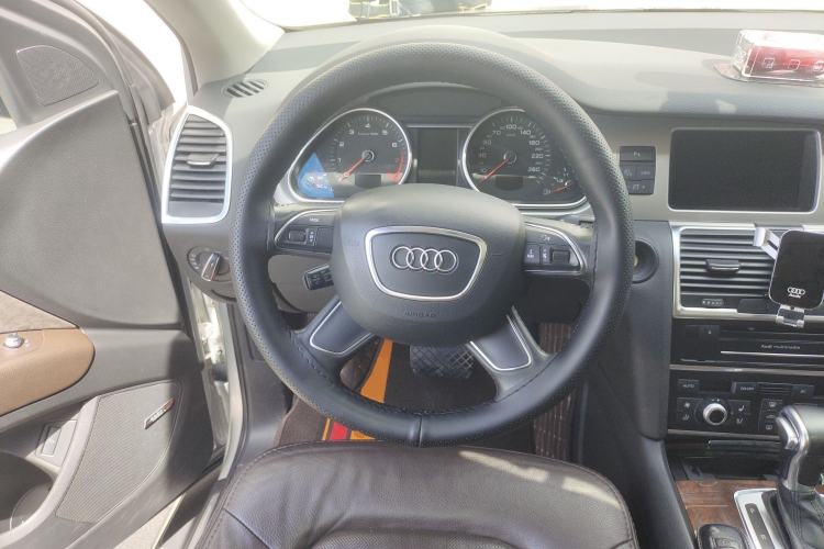 Used Audi Q7  Steering Wheel