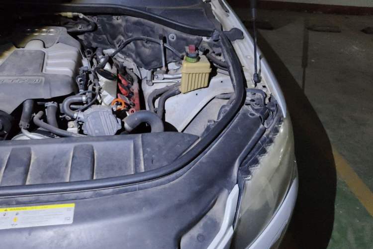 Used Audi Q7 2013 35 TFSI Technology Edition Engine Bay Left