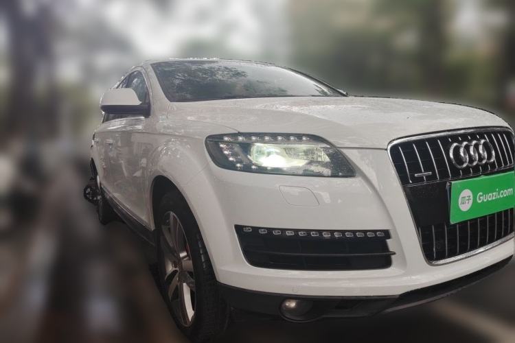 Used Audi Q7 2013 35 TFSI Ambition Edition Front Right 45 Deg