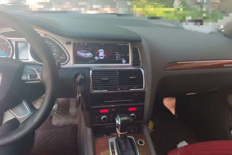 Used Audi Q7 2014 35 TFSI Ambition Edition Audio And AC Panel