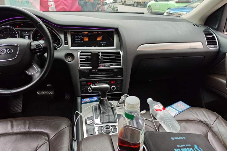 Used Audi Q7  Audio And AC Panel