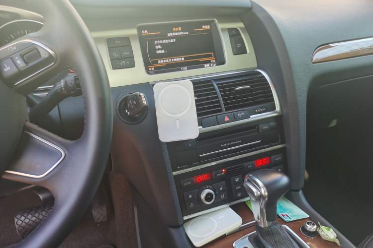 Used Audi Q7 2014 35 TFSI Ambition Edition Audio And AC Panel