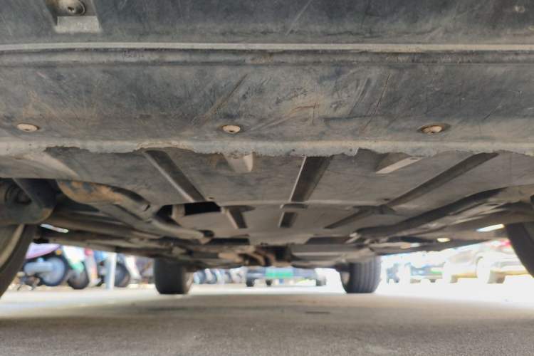 Used Audi Q7  Chassis Front
