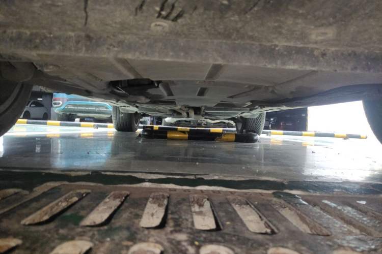 Used Audi Q7 2014 35 TFSI Off-road Model Chassis Front