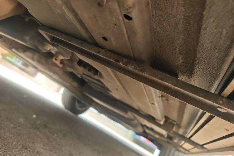 Used Audi Q7  Chassis Front Left