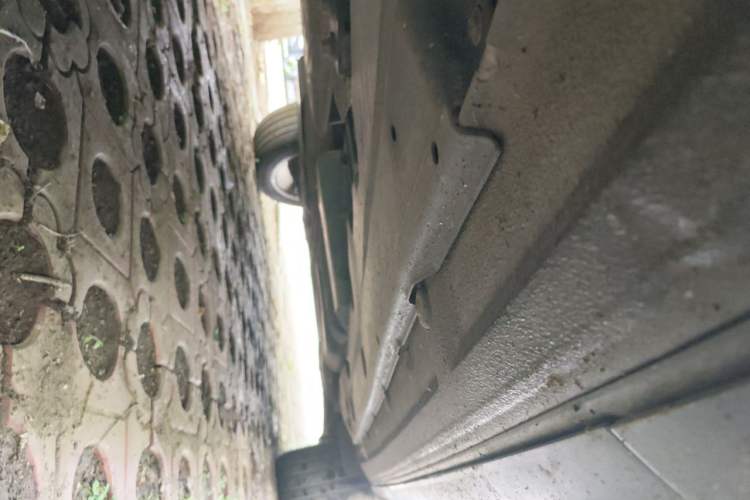 Used Audi Q7  Chassis Front Left