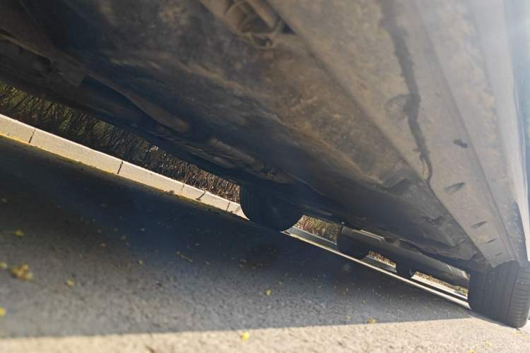 Used Audi Q7  Chassis Front Left
