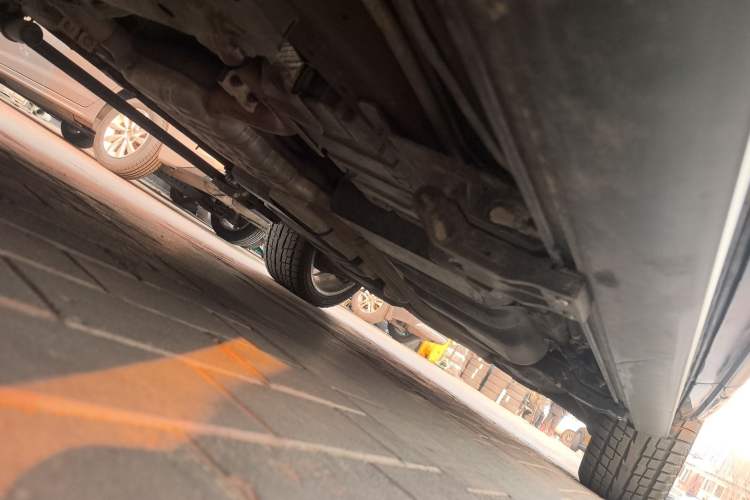 Used Audi Q7 2014 35 TFSI Sport Edition Chassis Front Left