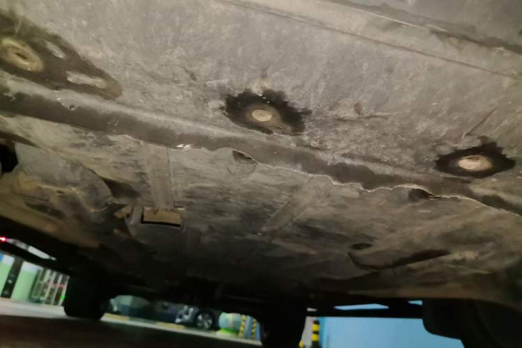 Used Audi Q7  Chassis Front