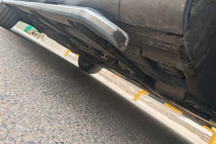 Used Audi Q7  Chassis Front Right