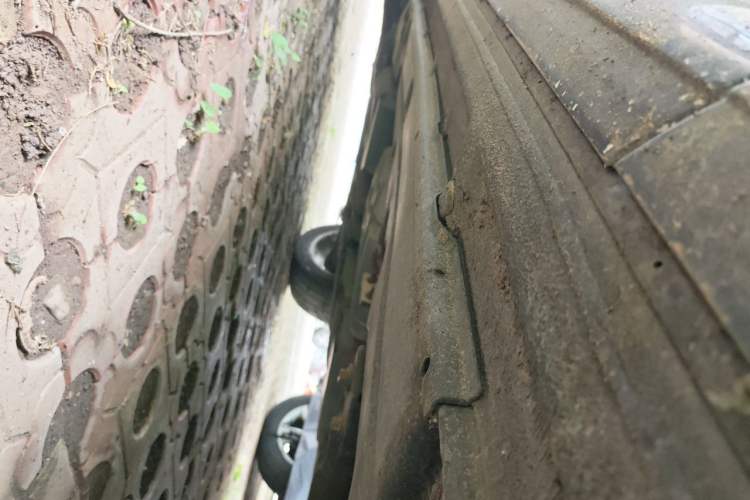 Used Audi Q7  Chassis Front Right
