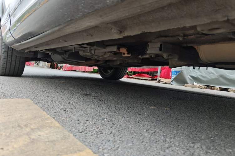Used Audi Q7  Chassis Front Right