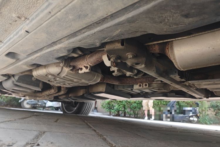 Used Audi Q7  Chassis Front Right