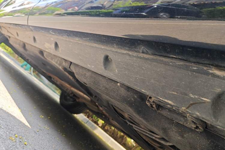 Used Audi Q7  Chassis Rear Left