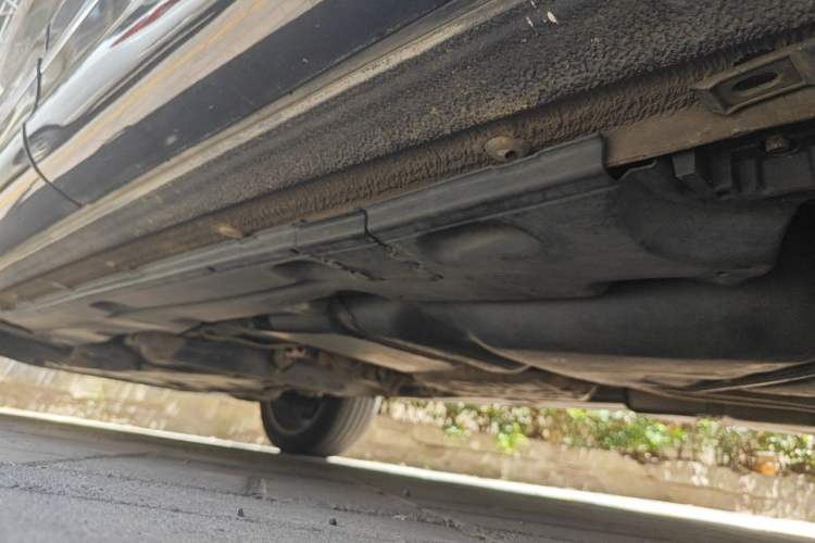 Used Audi Q7  Chassis Rear Left