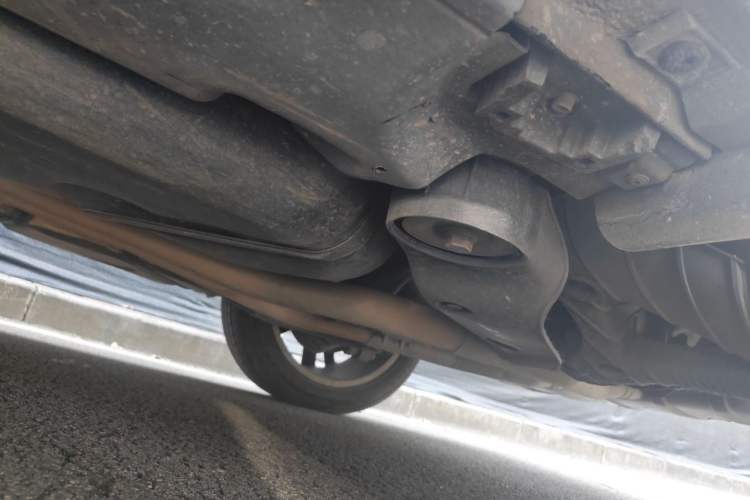 Used Audi Q7 2014 35 TFSI Off-road Model Chassis Rear Left