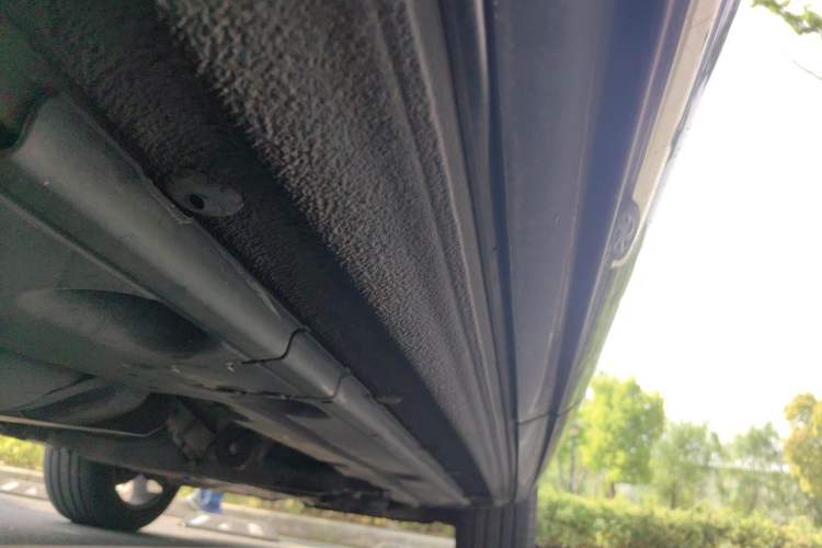 Used Audi Q7 2014 35 TDI Sport Edition Chassis Rear Right