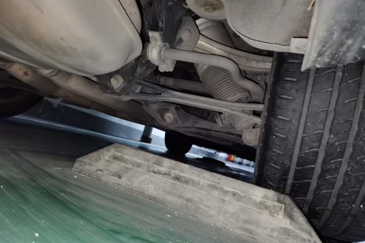 Used Audi Q7 2014 35 TFSI Off-road Model Chassis Rear Right
