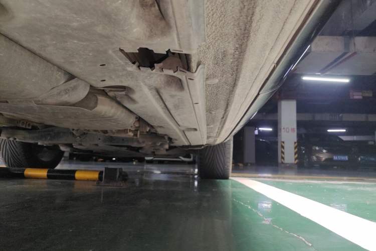 Used Audi Q7 2014 35 TFSI Off-road Model Chassis Rear Right