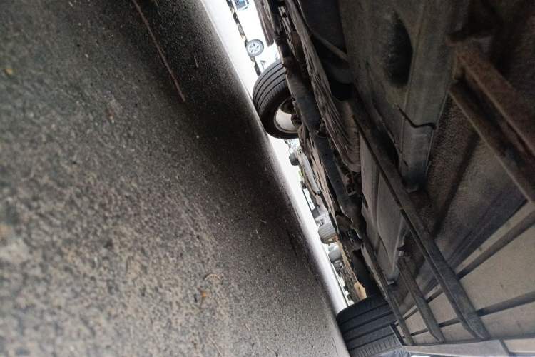 Used Audi Q7  Chassis Rear Right