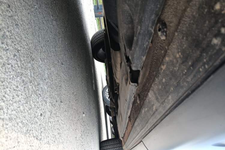 Used Audi Q7 2014 40 TFSI off-road version Chassis Rear Right