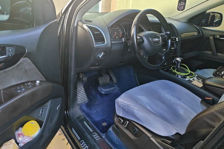 Used Audi Q7 2014 35 TFSI Sport Edition Driver Seat