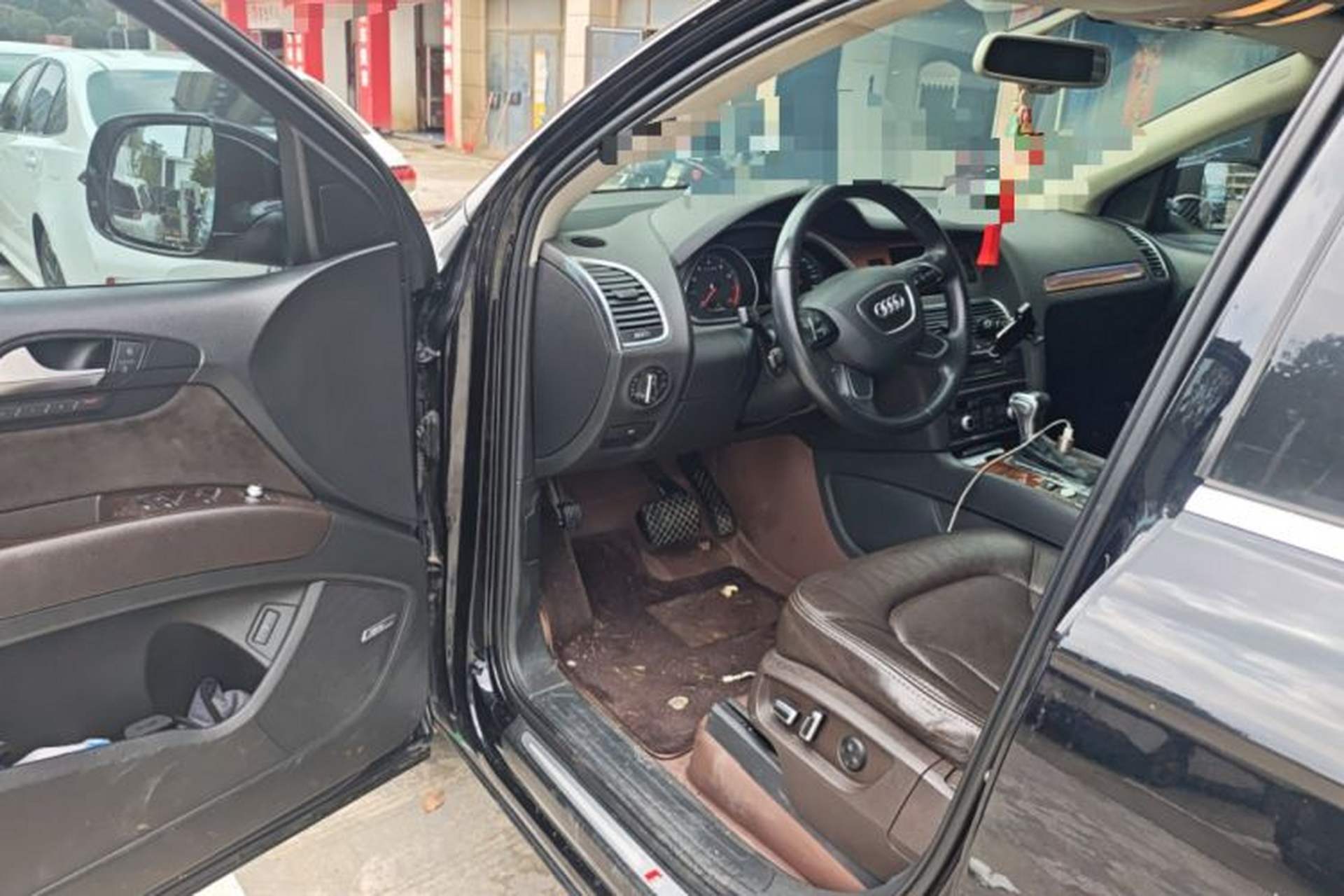 Used Audi Q7  Driver Seat