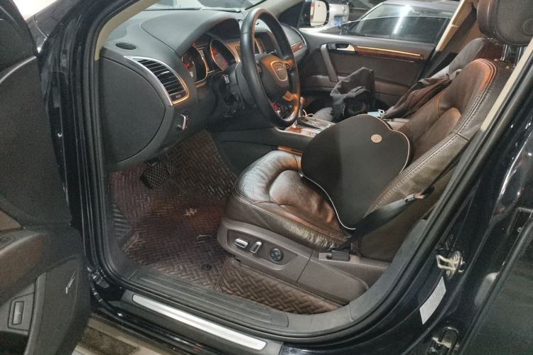 Used Audi Q7 2014 35 TFSI Off-road Model Driver Seat