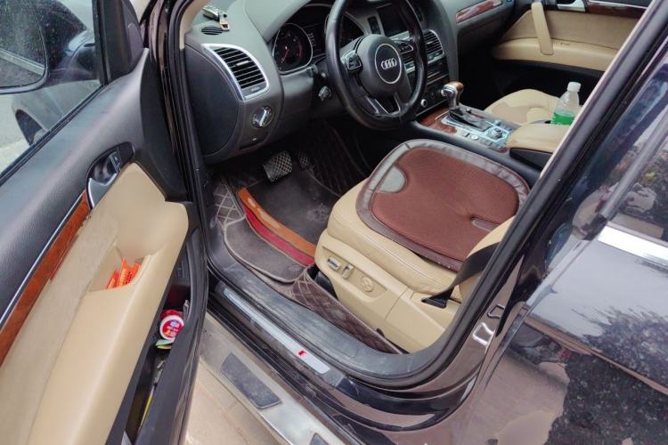 Used Audi Q7 2014 35 TFSI Sport Edition Driver Seat