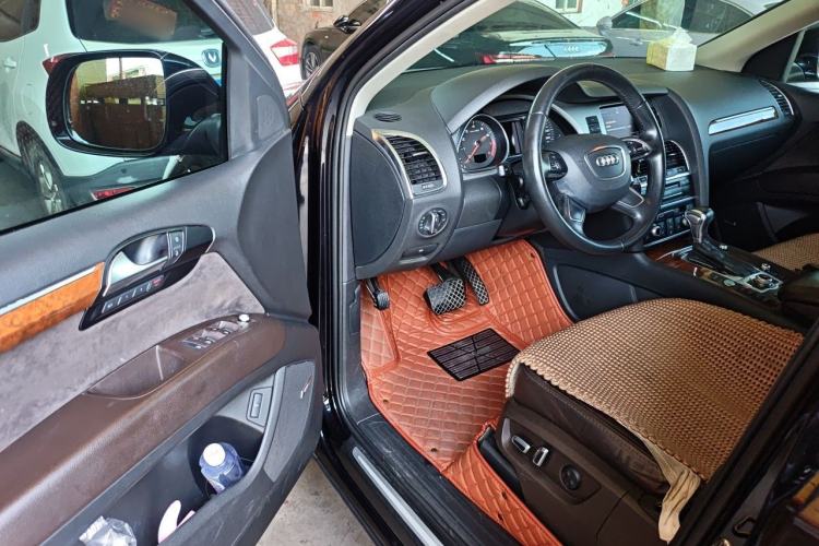 Used Audi Q7 2014 40 TFSI Sport Edition Driver Seat